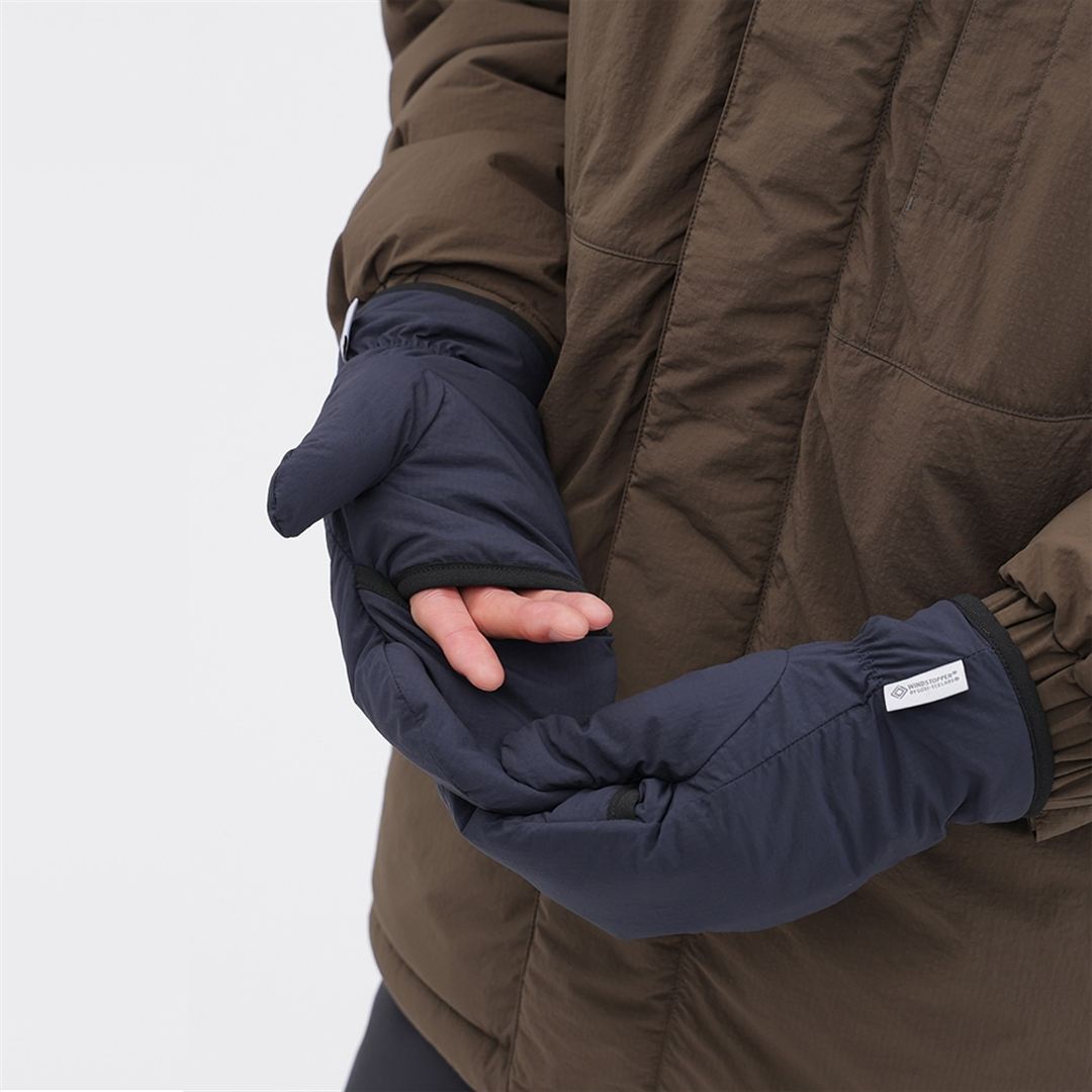 【MARGARET HOWELL／吸湿発熱】WINDSTOPPER ブレスサーモグラブ DK.ネイビー M-L