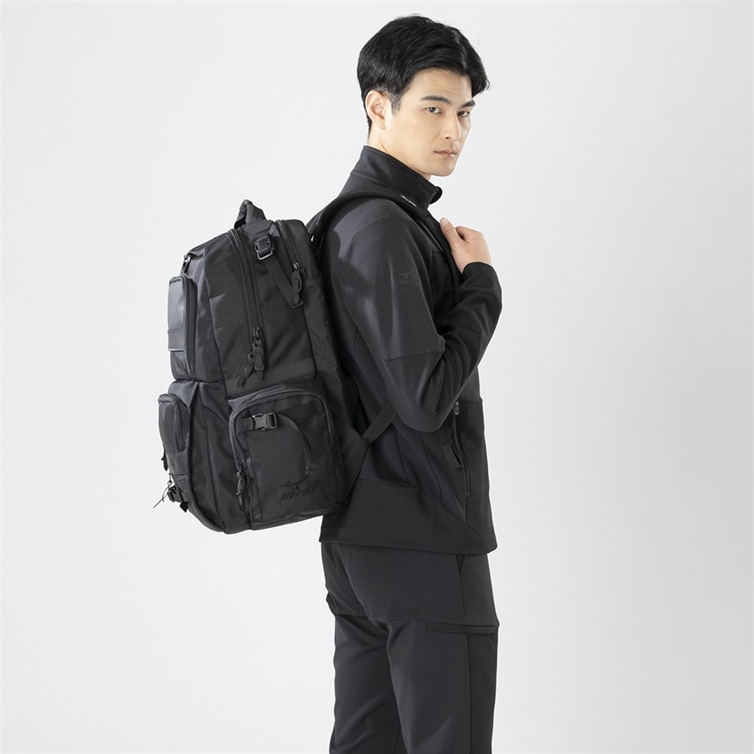 【ミズノ公式オンライン限定】ワーキングバックパック(35L) ブラック