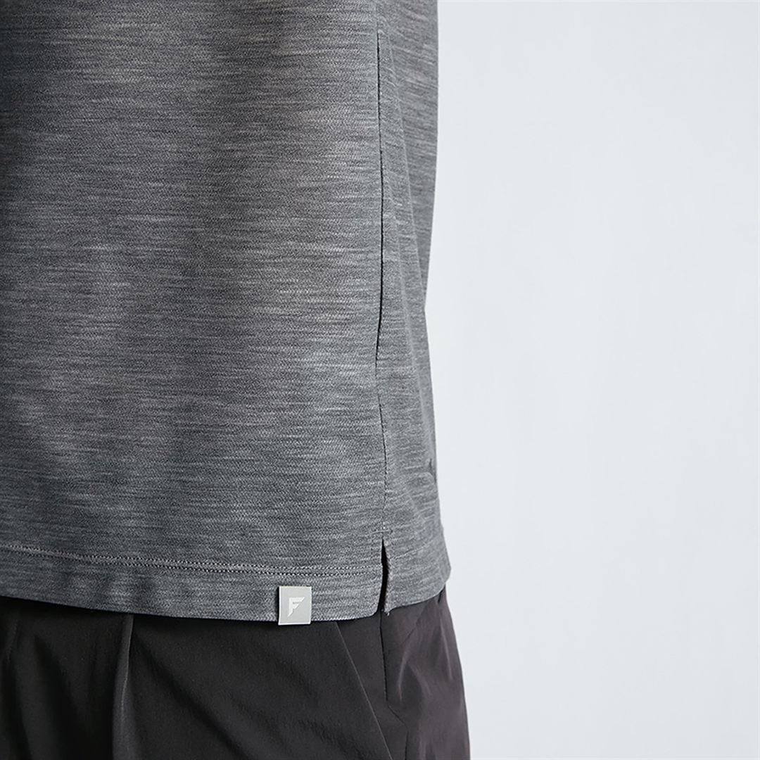 【AOURE】ミズノダイナモーションフィット モックネックTEEショートスリーブ チャコール XL
