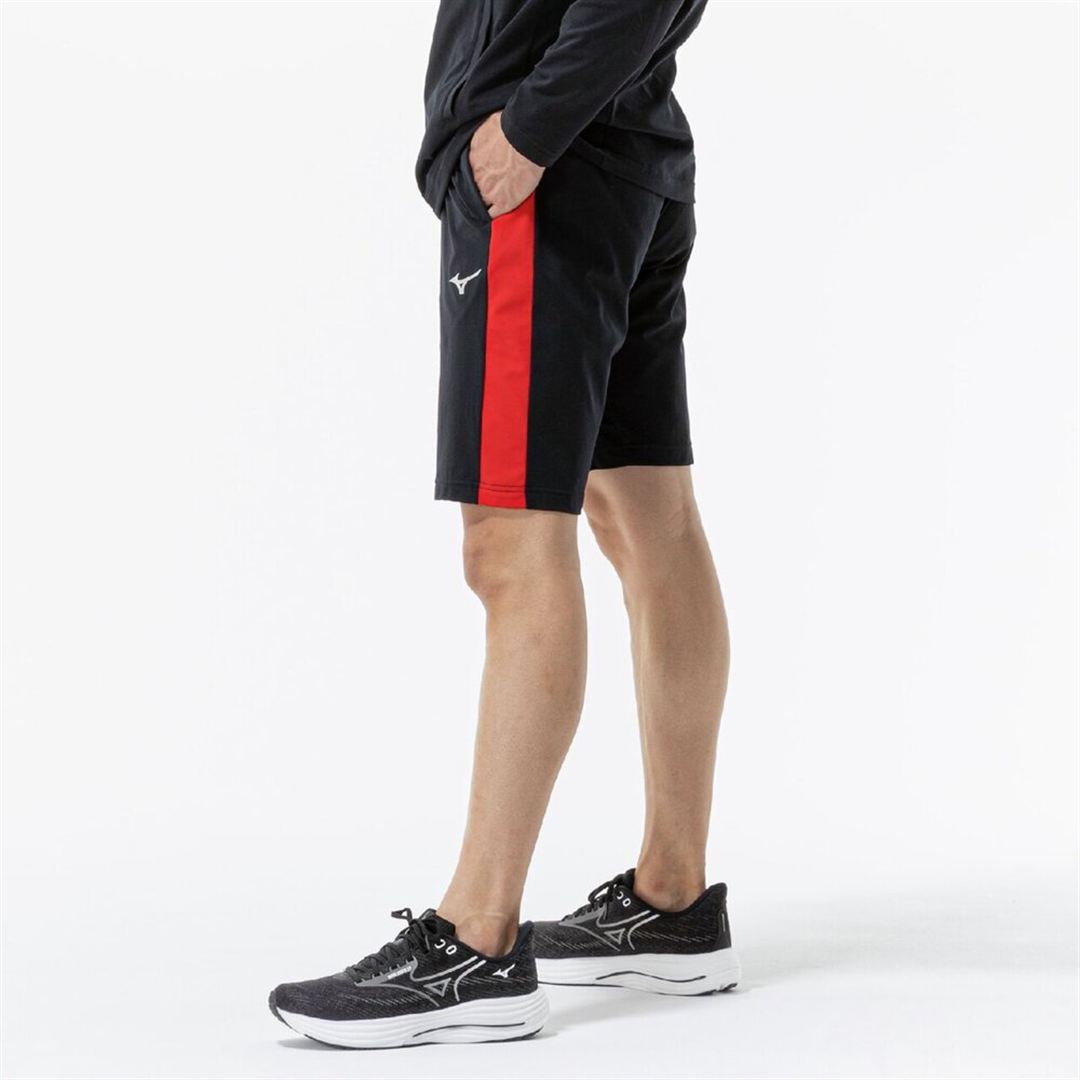 ライトストレッチニットハーフパンツ ブラック×チャイニーズレッド XS