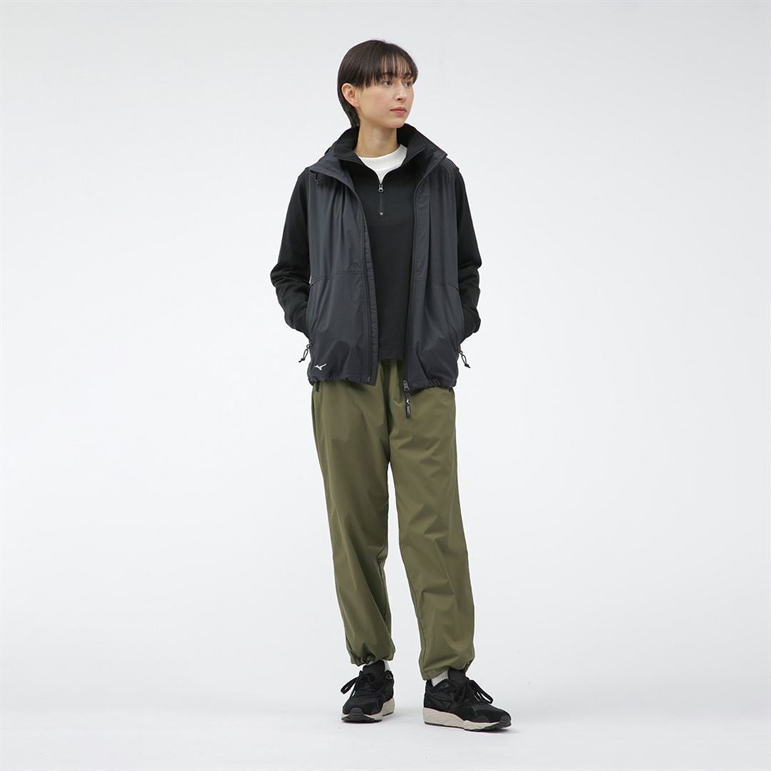 【MARGARET HOWELL】ウォーターリパレントストレッチベスト インク XL