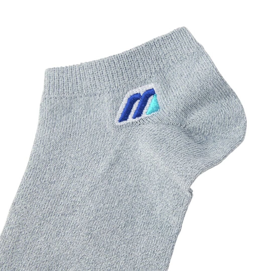 【ミズノ直営限定】モノグラムM kamiitoノンパイルアンクルソックス グレー 25-27