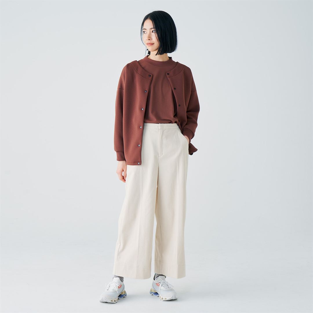 【ミズノ直営限定】ストレッチコーデュロイワイドパンツ クリームホワイト S