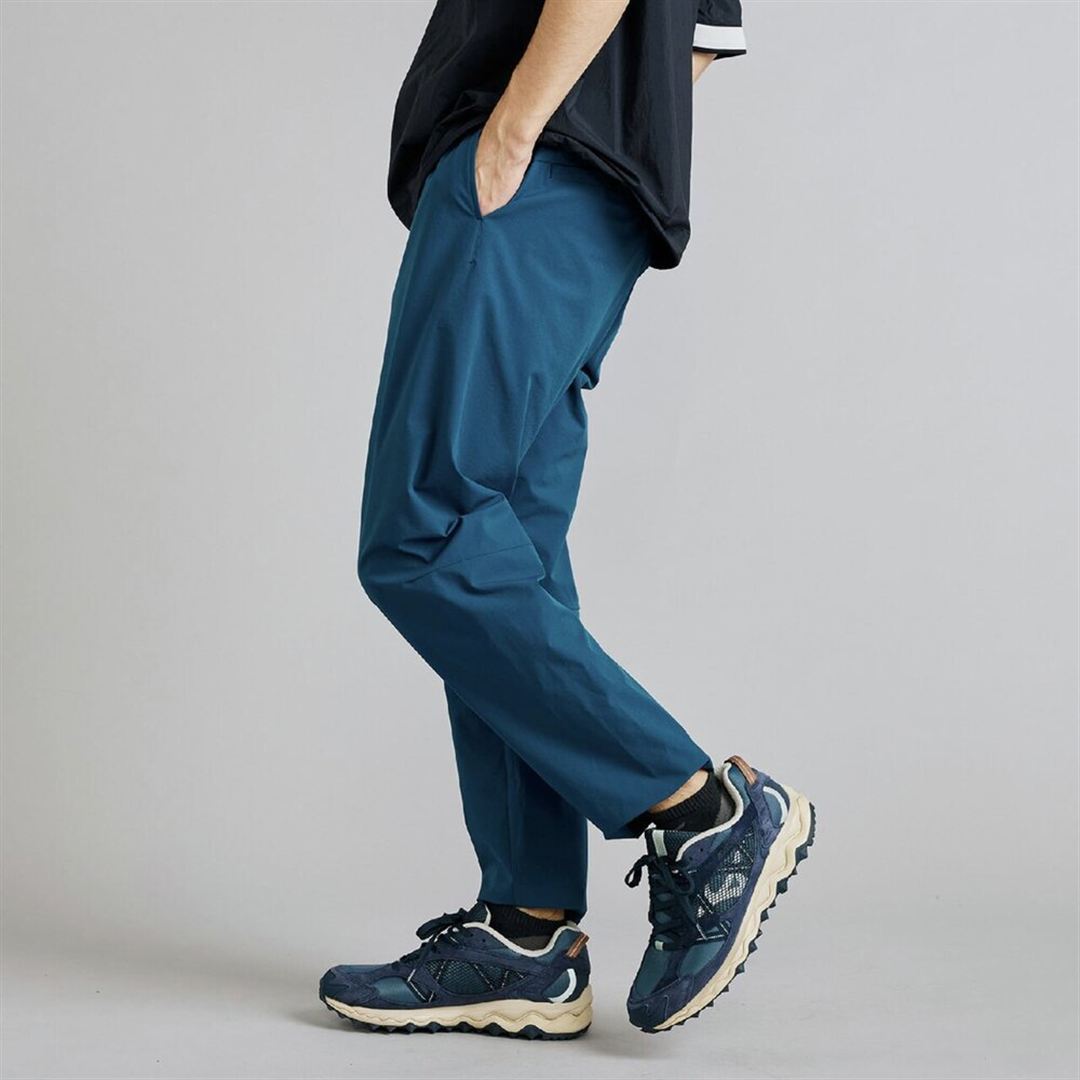 MIZUNO BUDDYストレッチ撥水テーパードパンツ セーラーブルー S