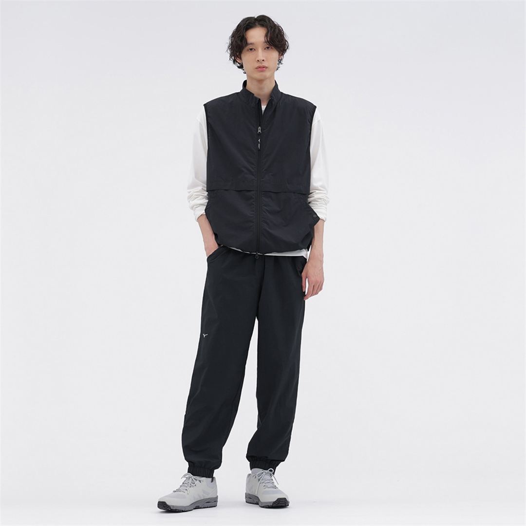 【MARGARET HOWELL】ウォーターリパレントタスランナイロンリップベスト DK.ネイビー M