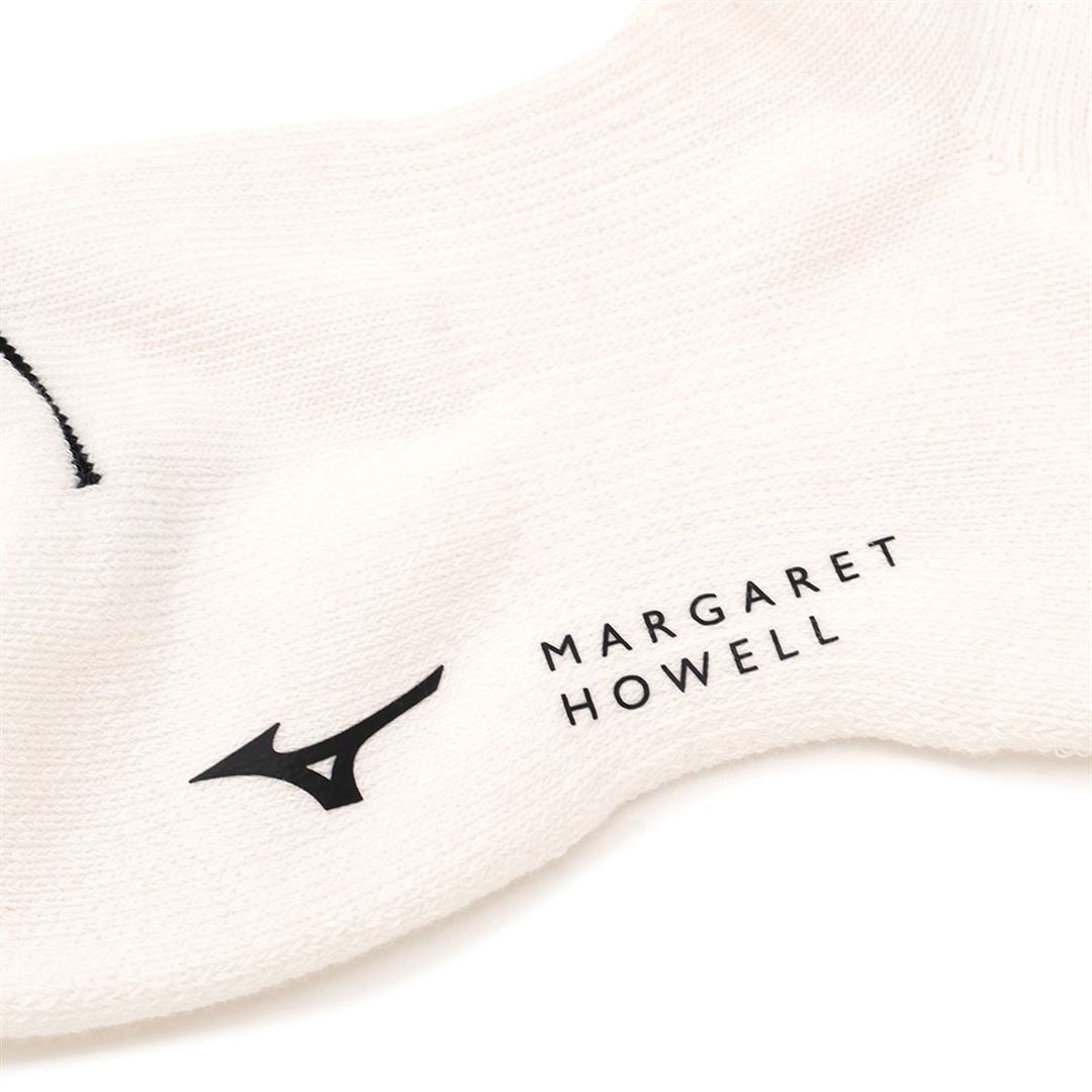 【MARGARET HOWELL】ドライベクターソックス ホワイト 22-24