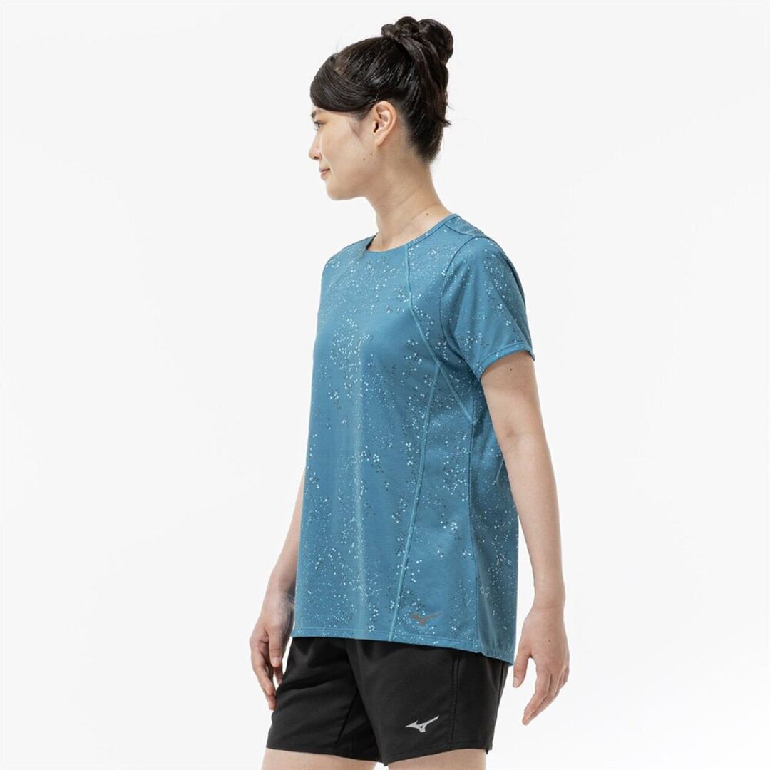 【汗処理／通気】ドライエアロフローグラフィックTシャツ ラ-クスパー S