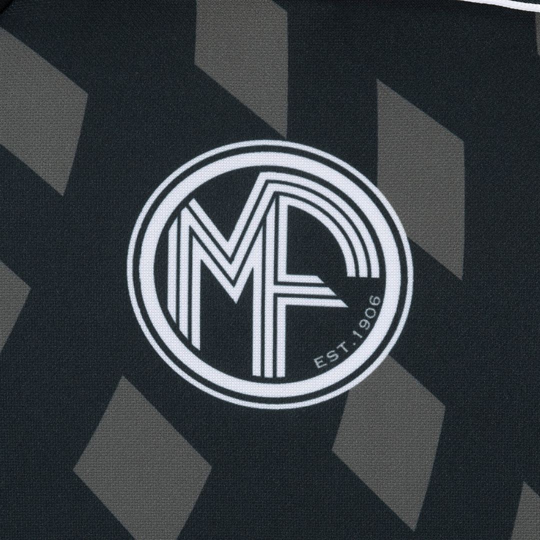 MZFB フットボールTシャツ ブラック S