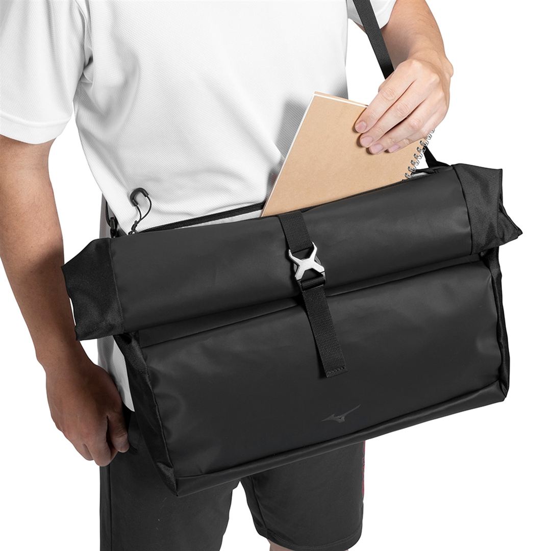 ショルダーバッグ WP(20L) ブラック
