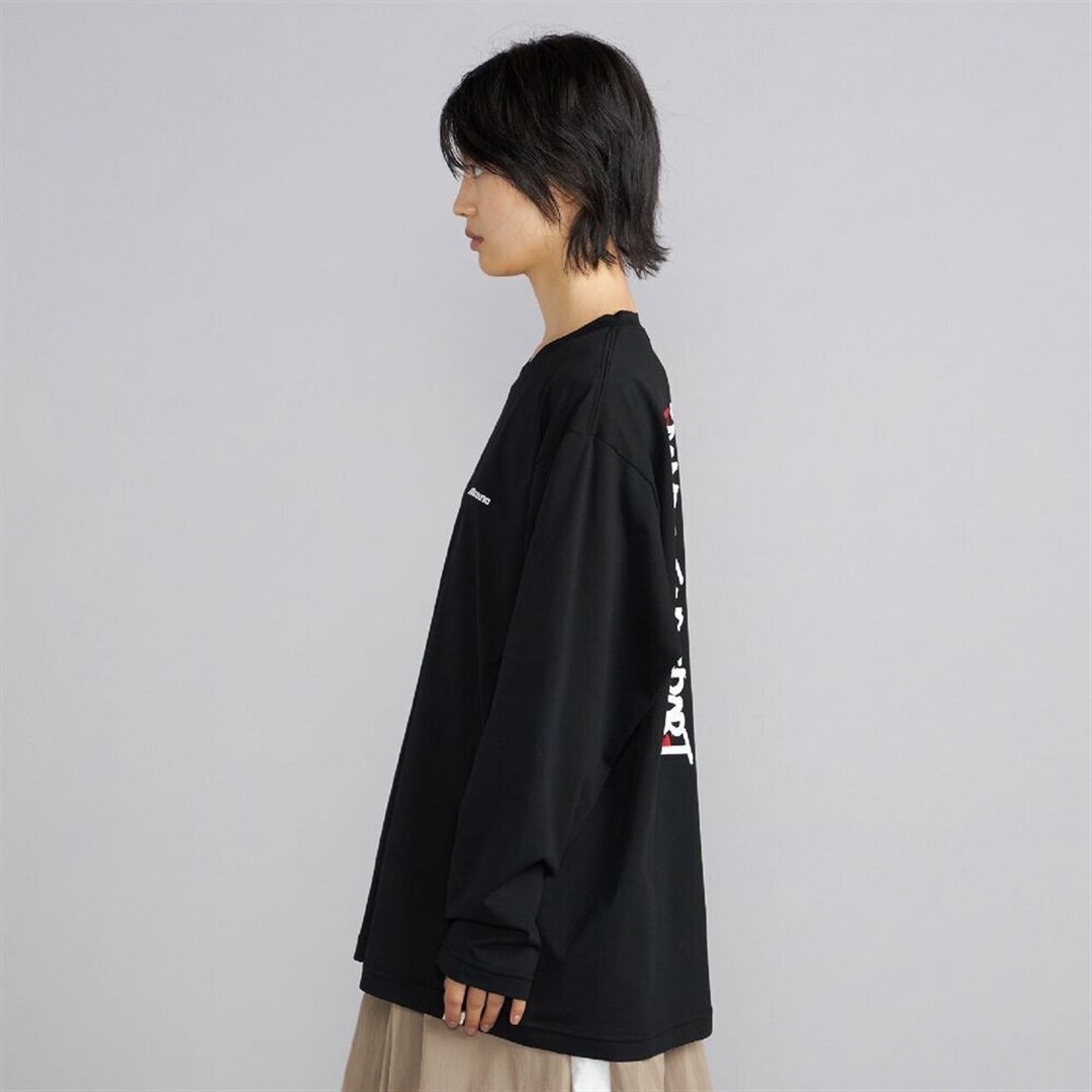 ワードマークバックグラフィックロングスリーブTシャツ ブラック M