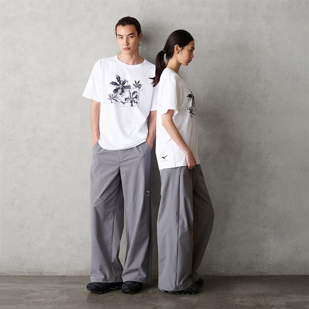 【ニコライ バーグマン】グラフィックTシャツ ホワイト×ブラック S