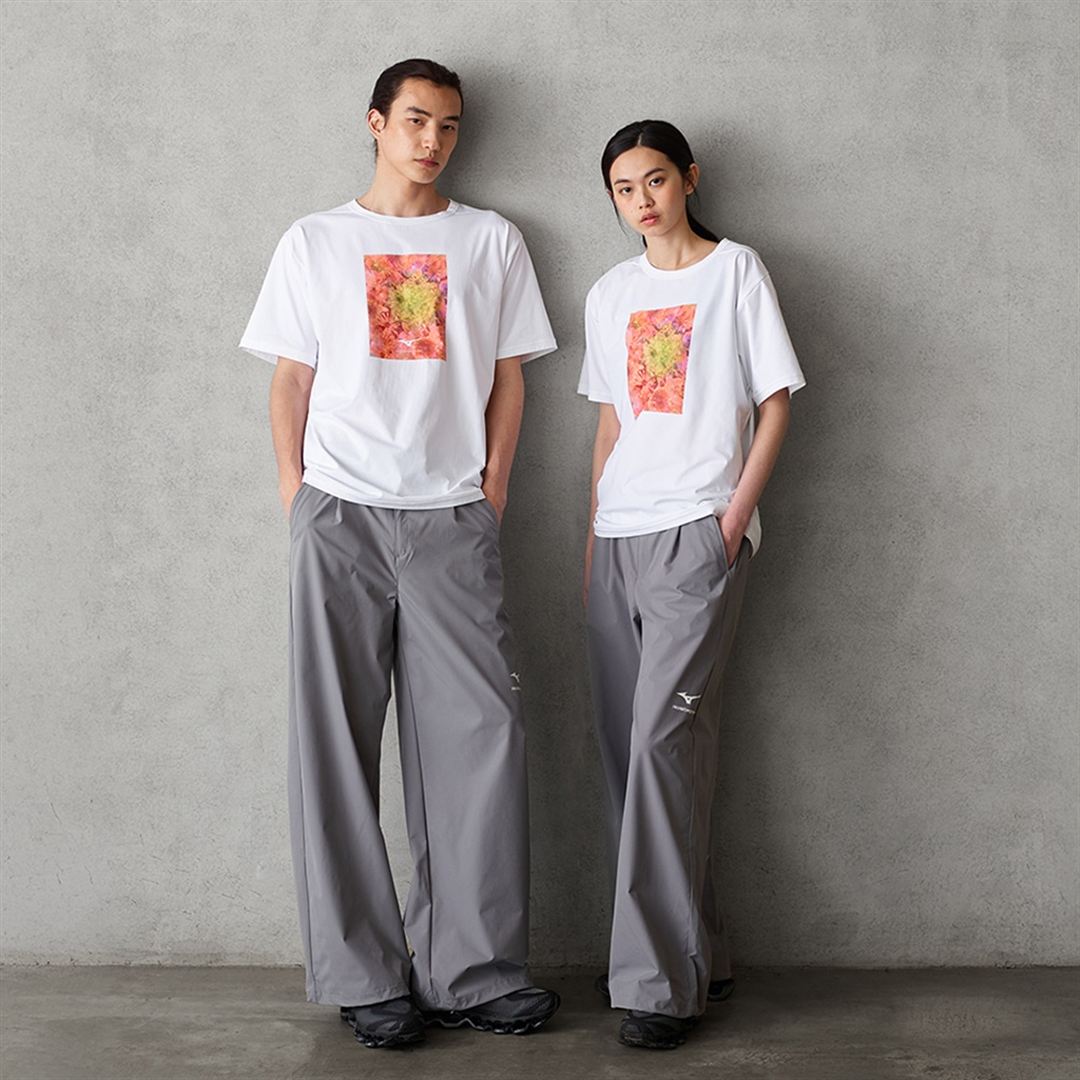 【ニコライ バーグマン】グラフィックTシャツ ホワイト×ピンク XL