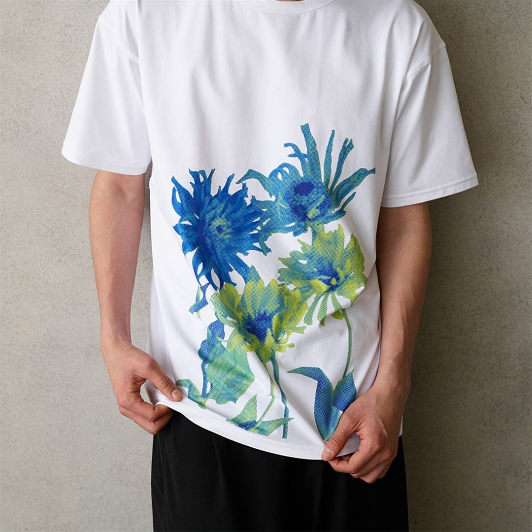 【ニコライ バーグマン】グラフィックTシャツ ホワイト×ブルー S