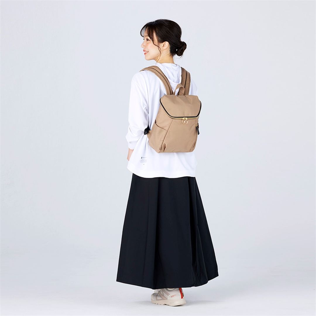 バックパック(8L) ベージュ