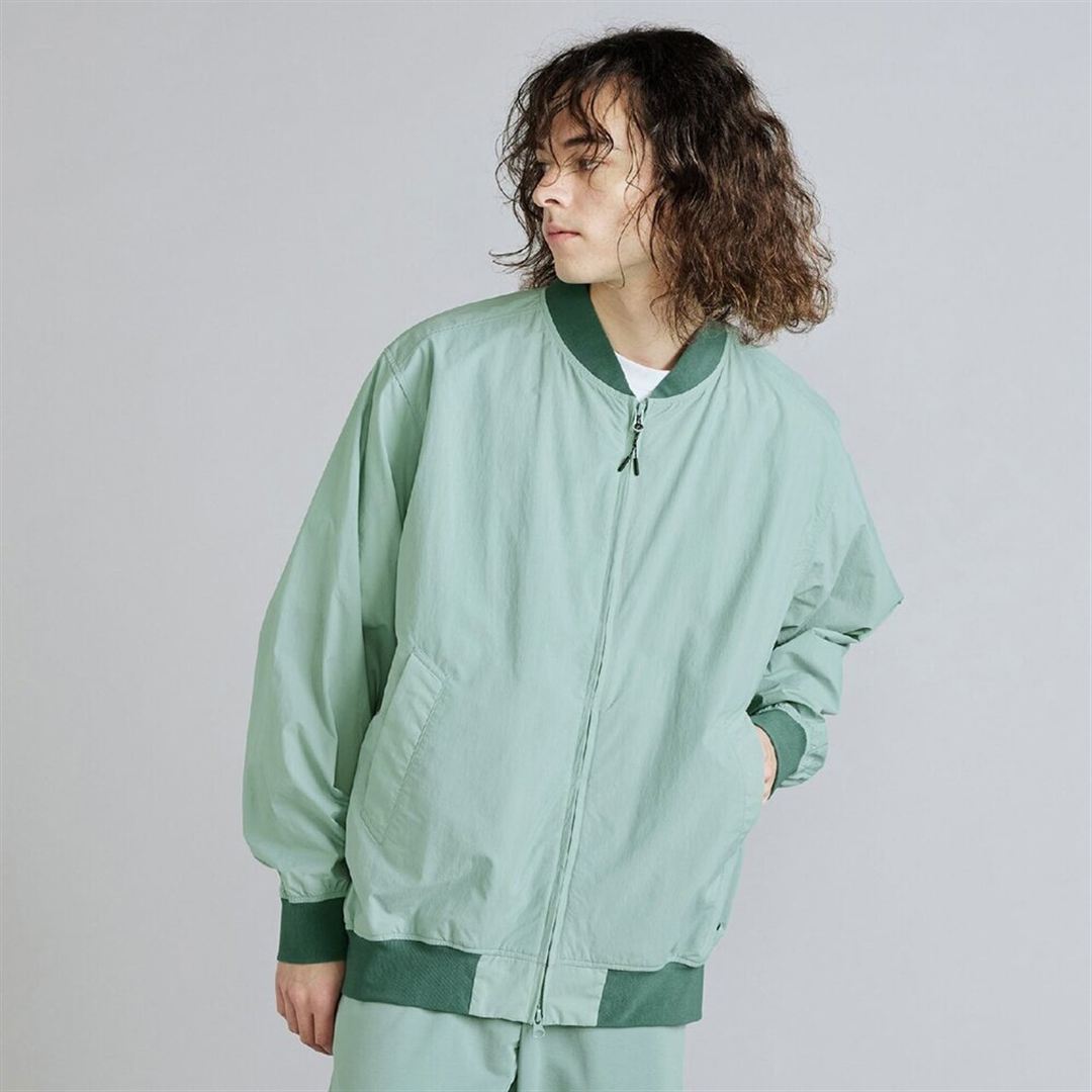 ウォーターリパレントボンバージャケット スレートブルー XL