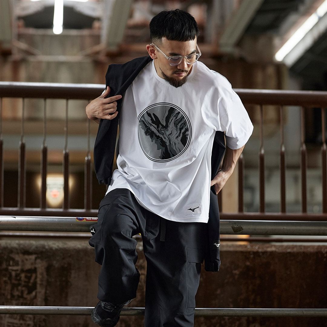 ルーズフィットグラフィックTシャツ ホワイト S