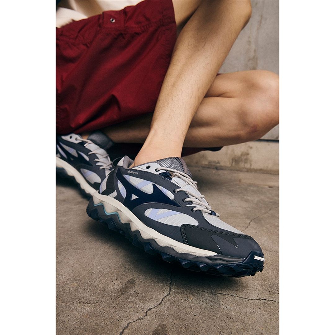 【ミズノ直営限定】WAVE MUJIN TL GTX(ゴアテックス／防水) グレー×ネイビー 30.0