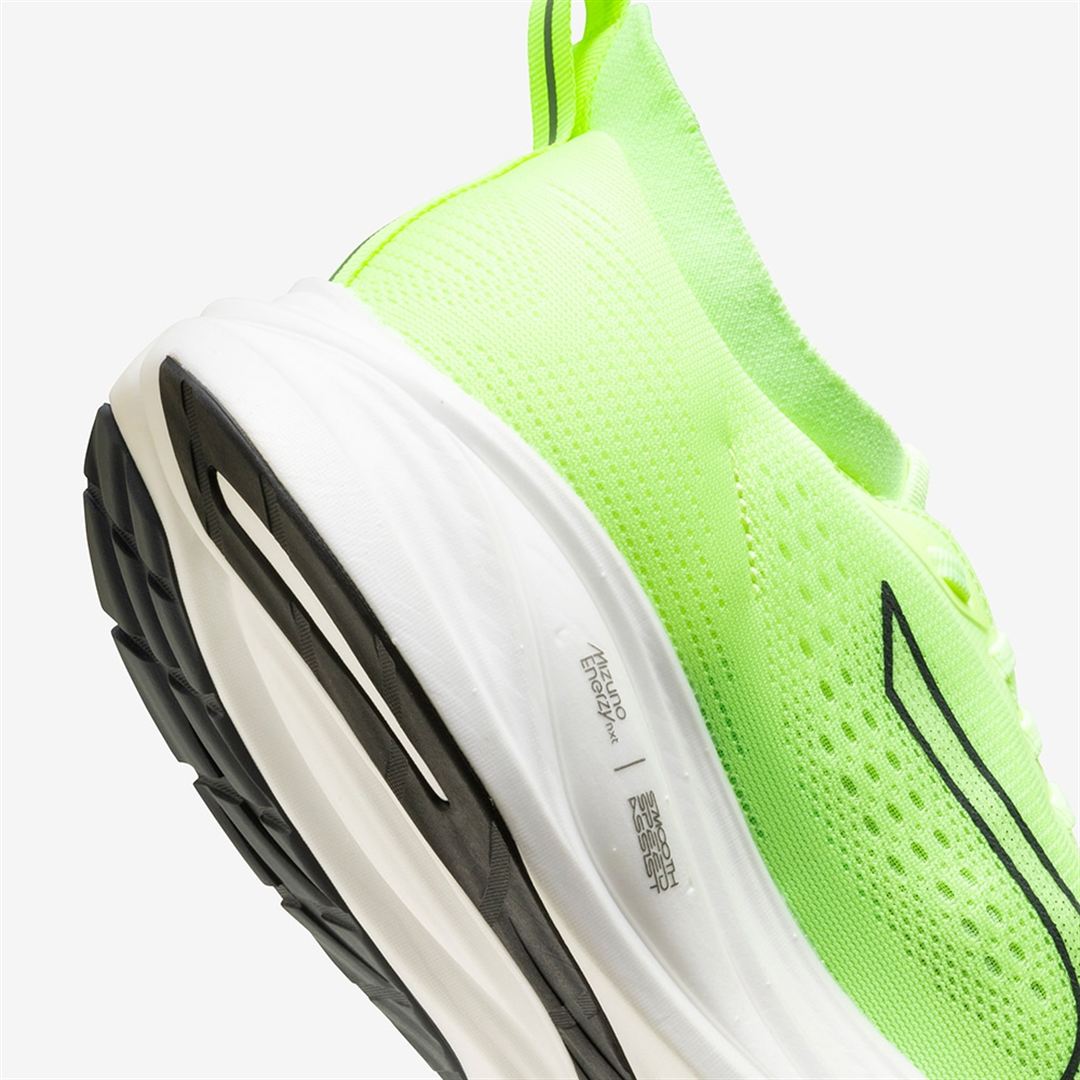 MIZUNO NEO ZEN2(ジョグ／LSD) イエロー×ブラック×ホワイト 29.0