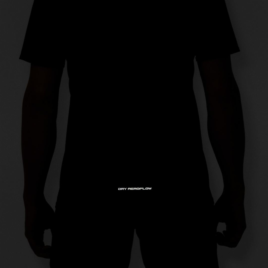 【汗処理／通気／軽量】ドライエアロフローライトTシャツ ブラック S