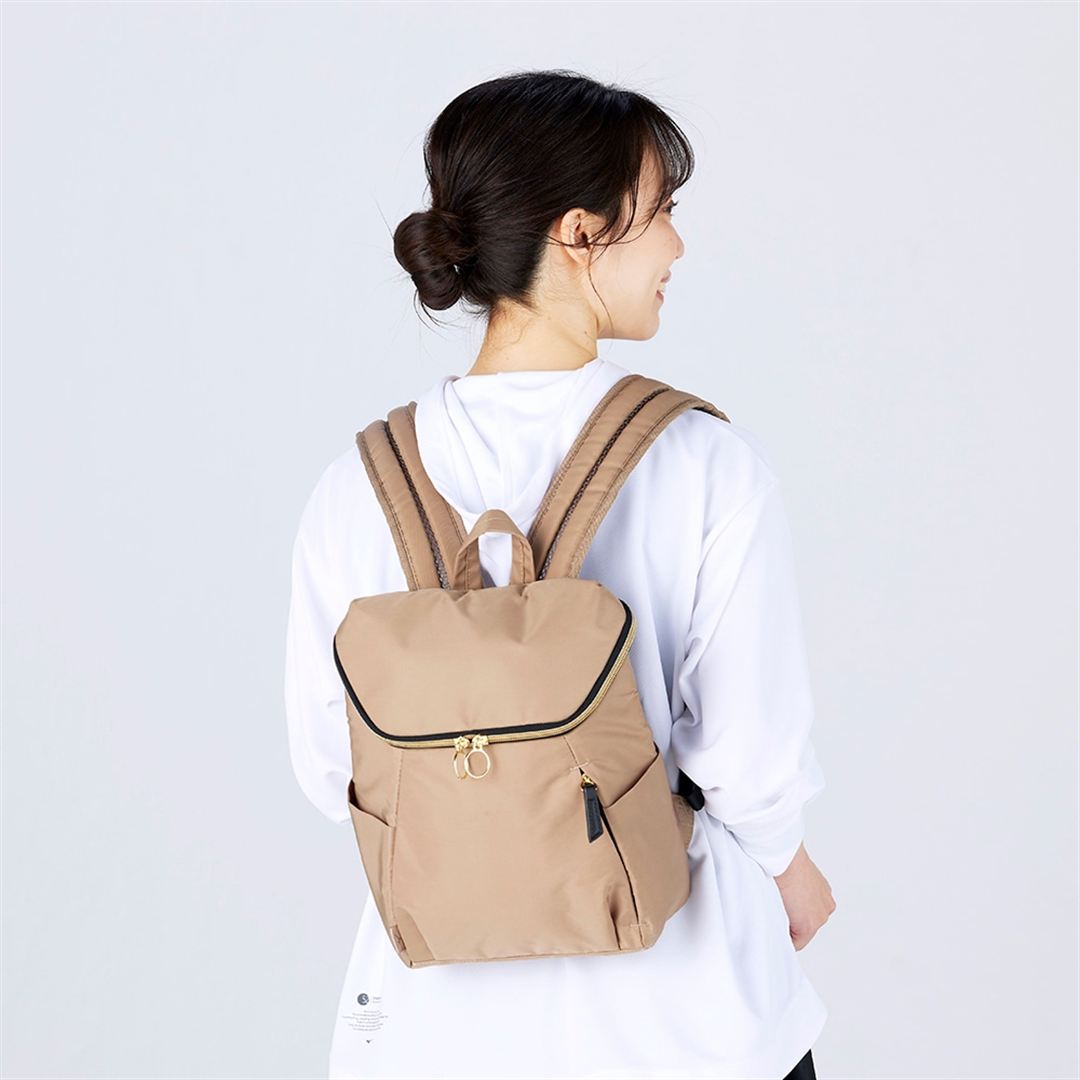 バックパック(8L) ベージュ