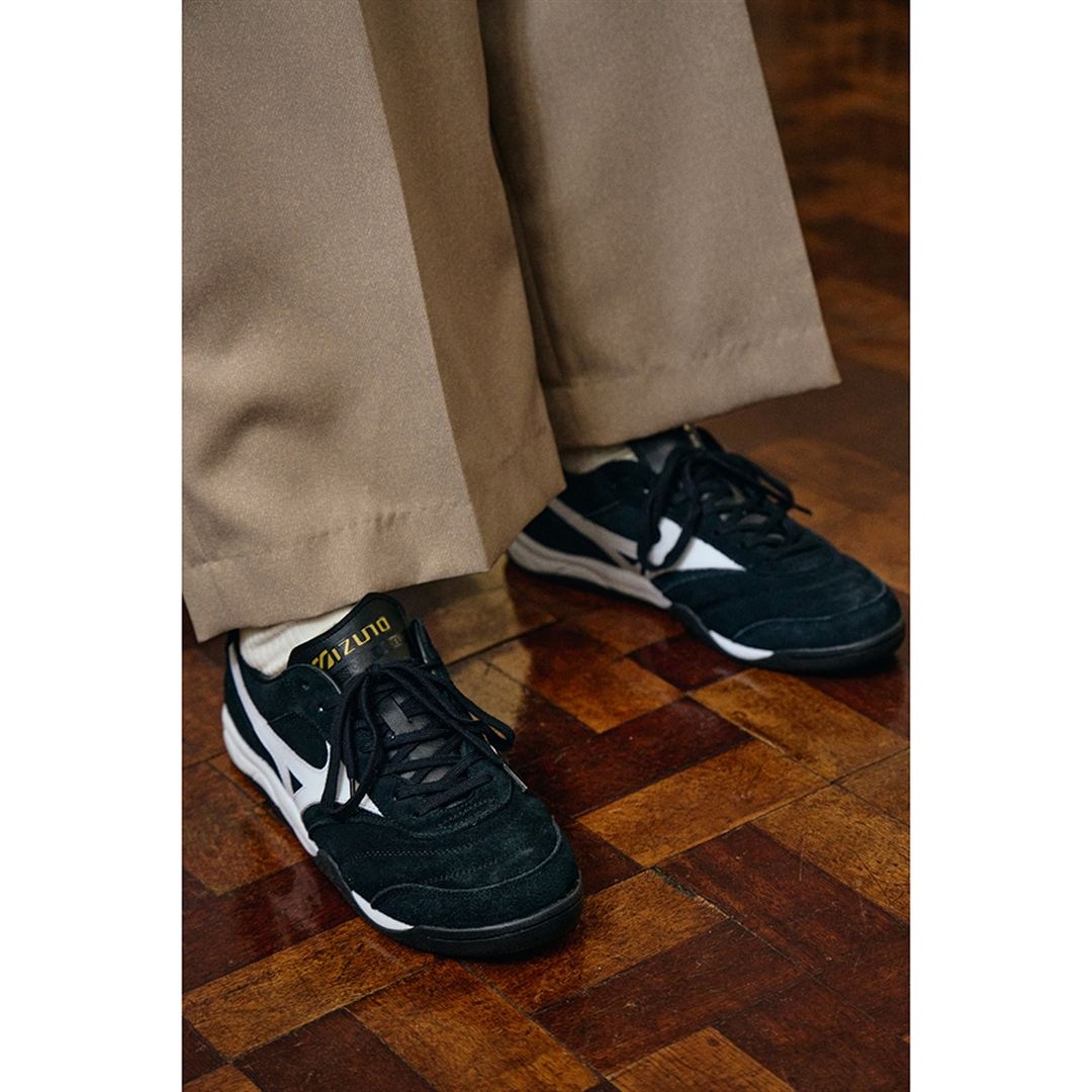 MORELIA LS ブラック×ホワイト 30.0