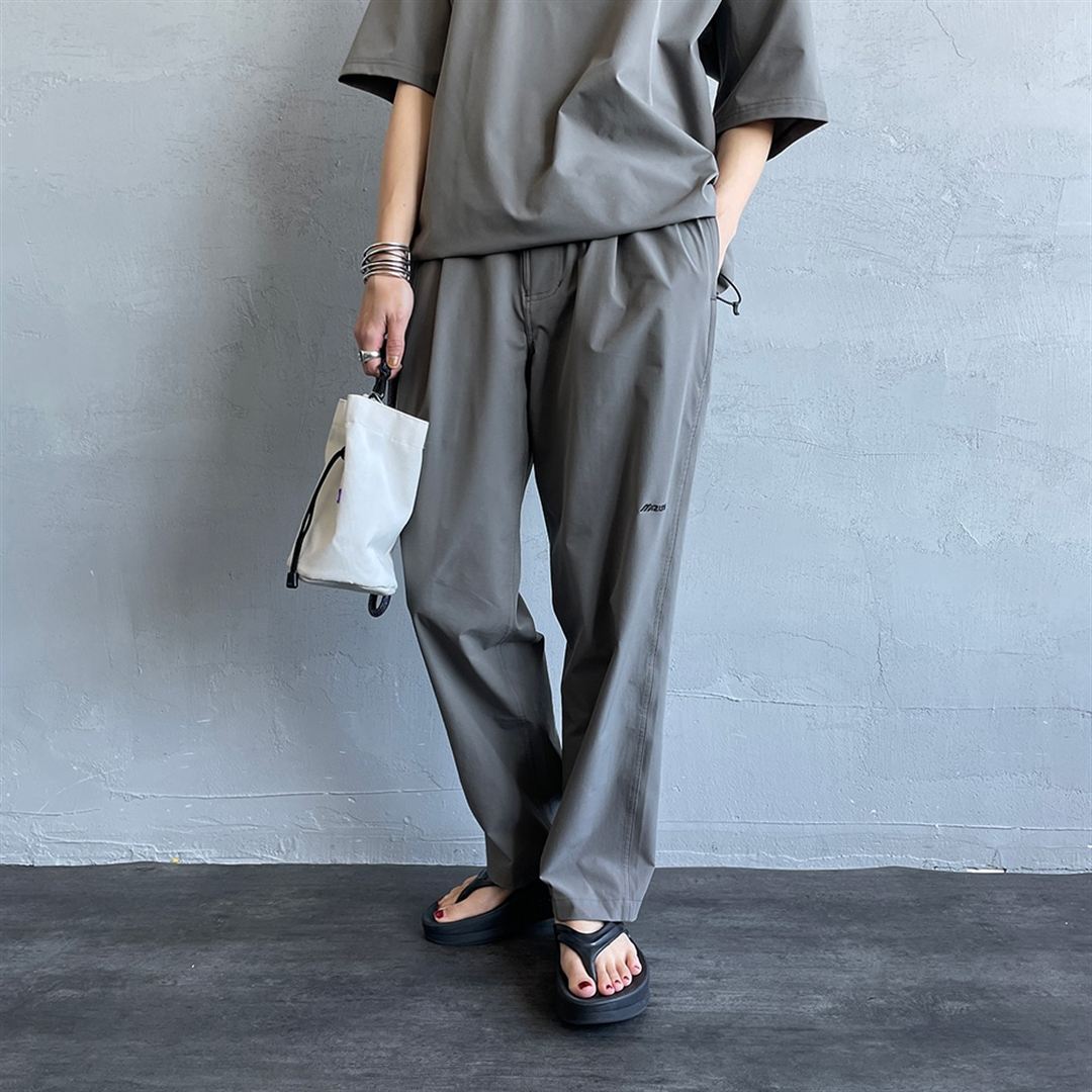 【JEANS FACTORY】ウォーターリパレントストレッチウーブンパンツ チャコール S