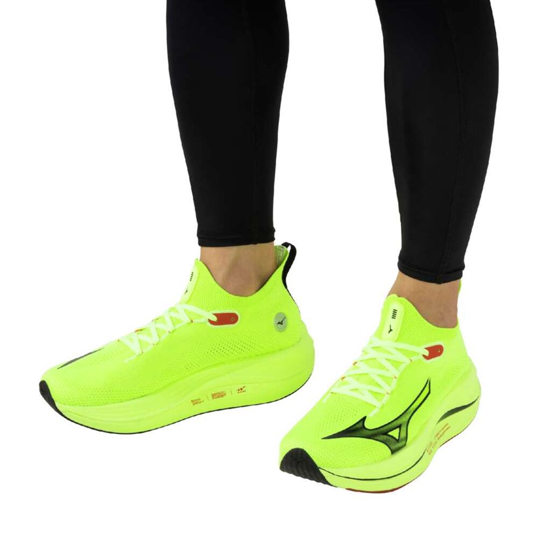 MIZUNO NEO VISTA(スピードワーク／テンポ走) イエローライム×ブラック×レッド 24.0