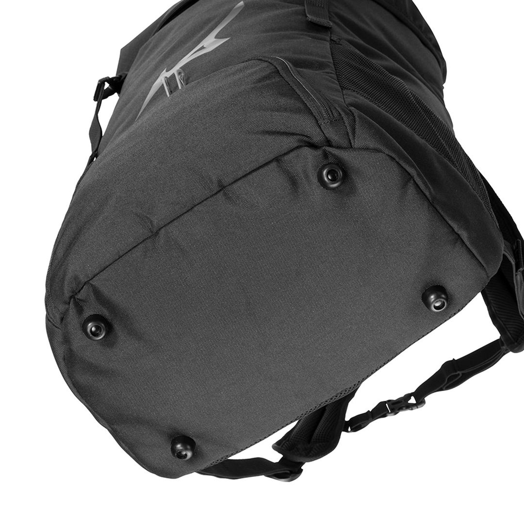 サッカーバックパック(35L) ブラック×ブラック