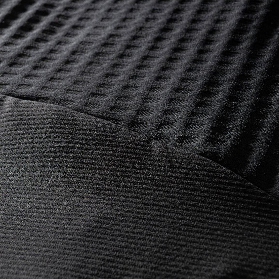 【ストレッチ／防風】オーセンティック テックシールドハイブリッドパンツ ブラック XS