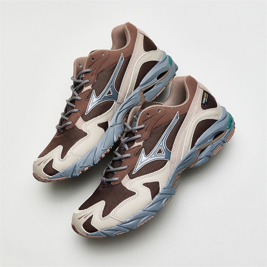 【ミズノ直営店限定】WAVE RIDER 10 CORDURA ブラウン×グレー×ベージュ 30.0