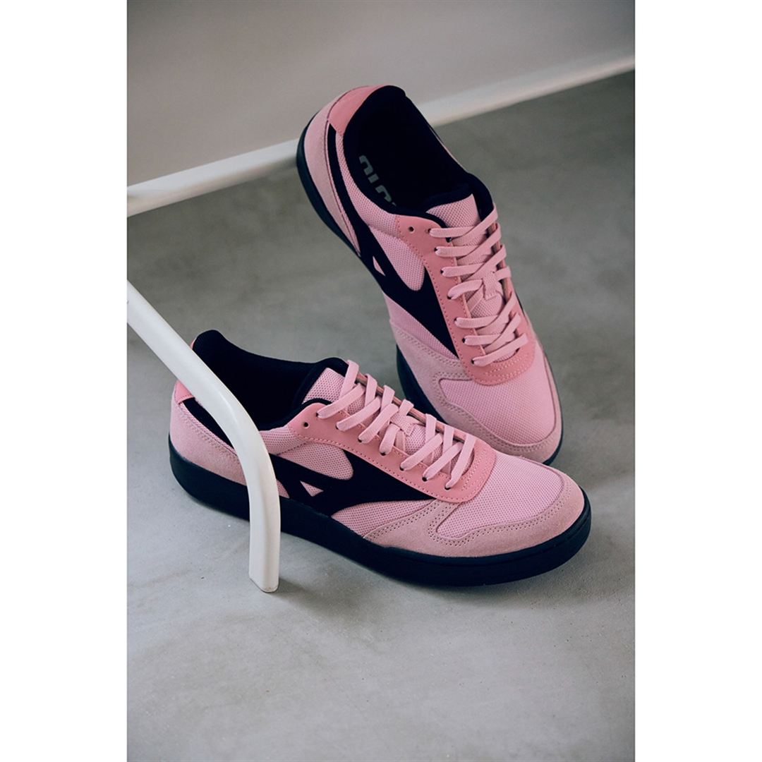 【ミズノ直営限定】CITY WIND ピンク×ブラック 30.0