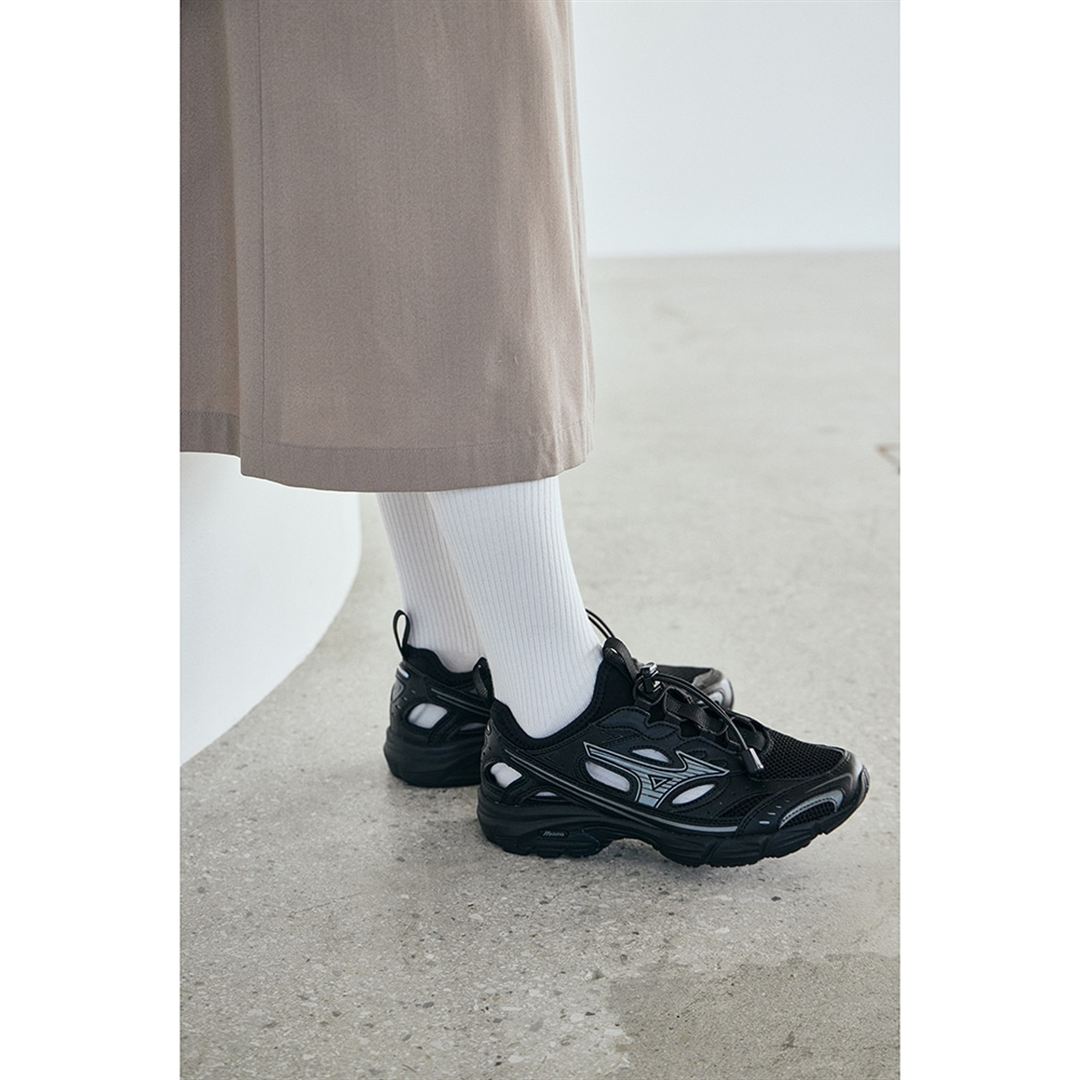 【ミズノ直営限定】MXR SANDAL ブラック 30.0