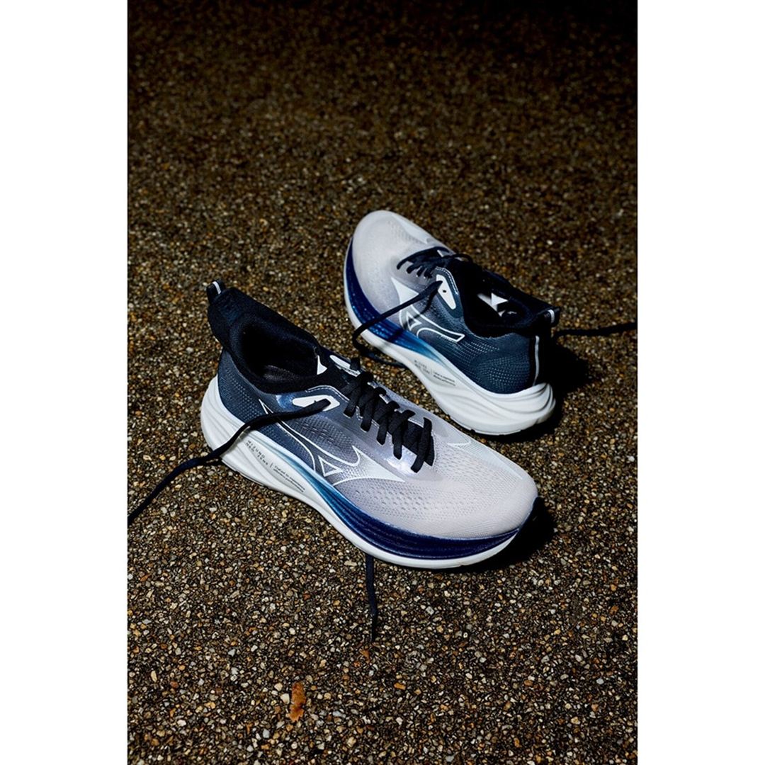 MIZUNO NEO ZEN2（ジョグ／LSD） ブラック×ホワイト×ディープブルー 29