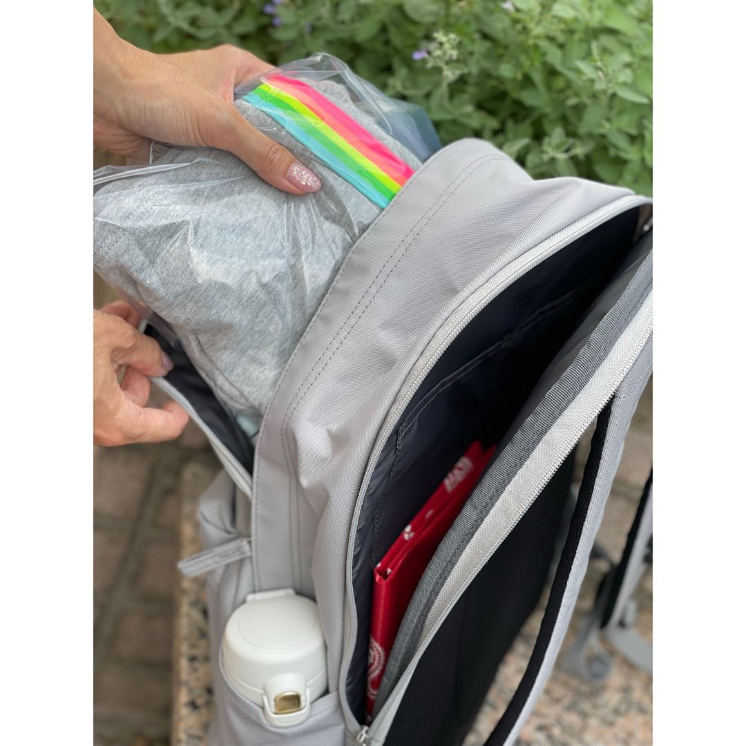 coloreバックパック(22L) ブラック