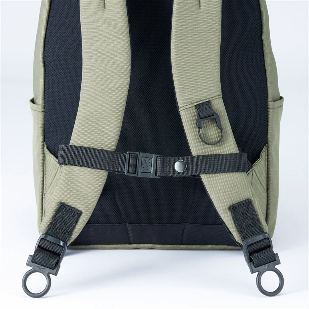 COLOREバックパック14L ブラック