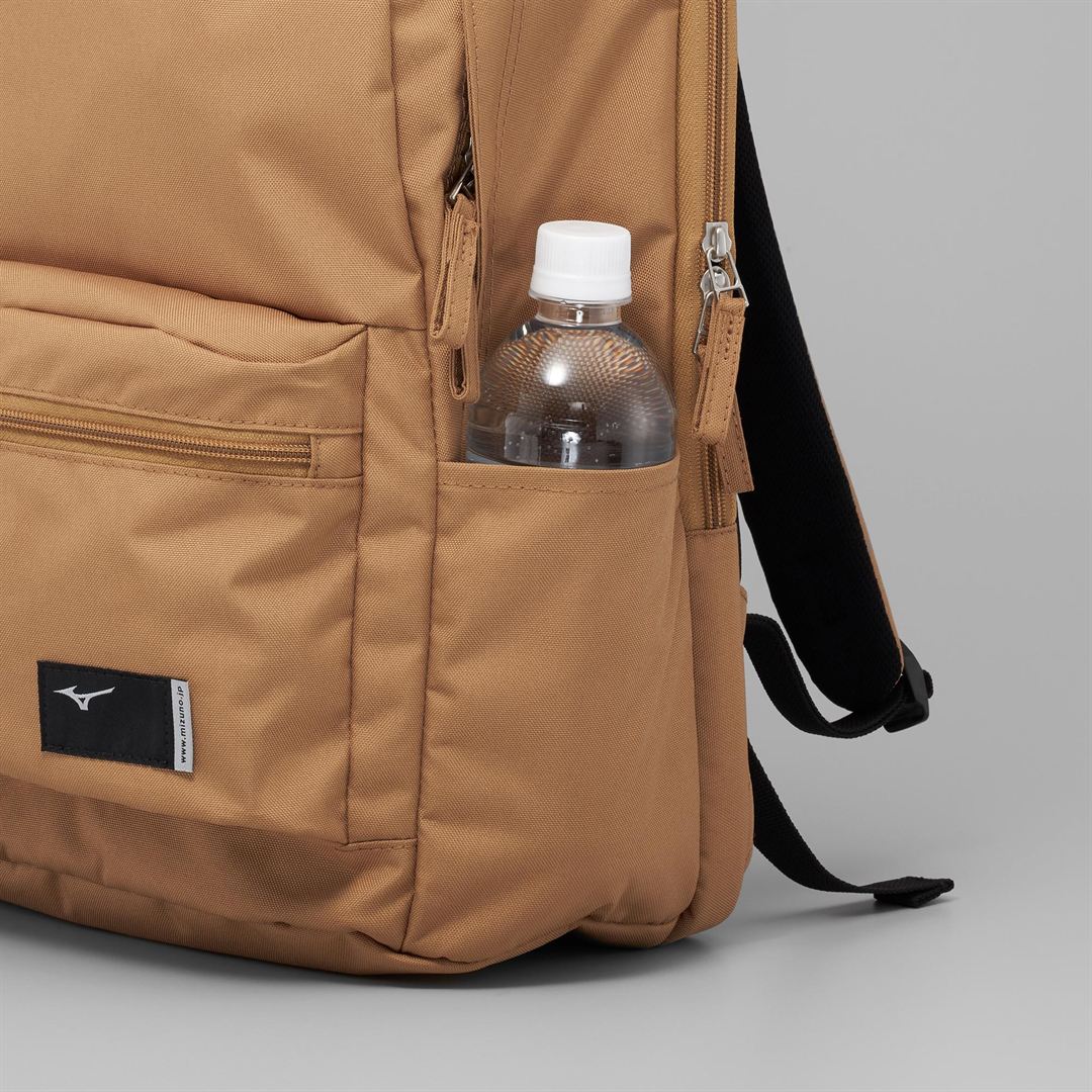 coloreバックパック(22L) ブラック