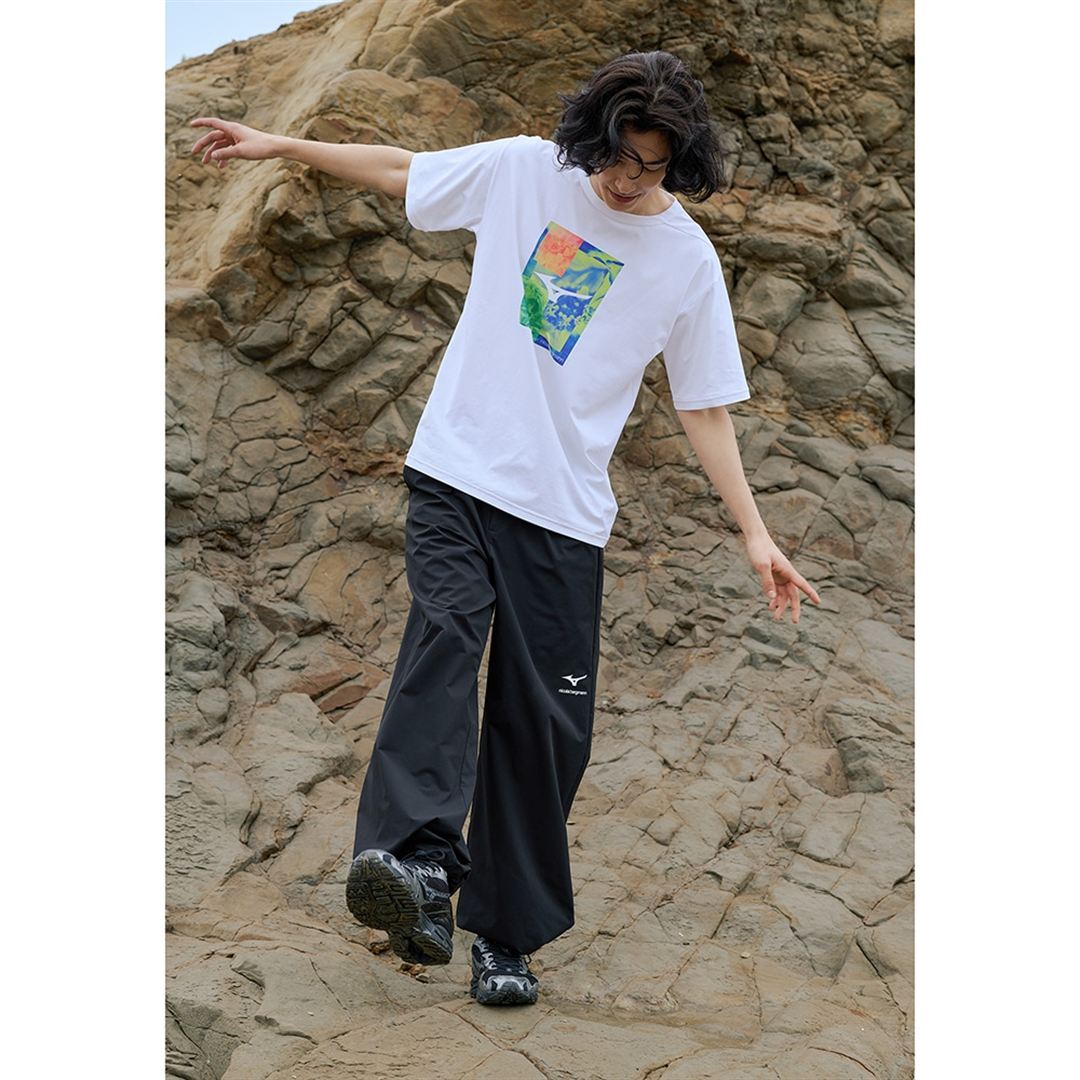 【ニコライ バーグマン】グラフィックTシャツ ホワイト×ブラック S