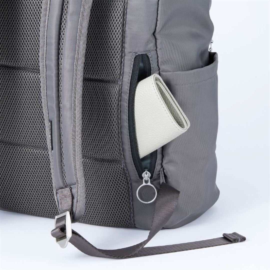バックパック(20L) グレー