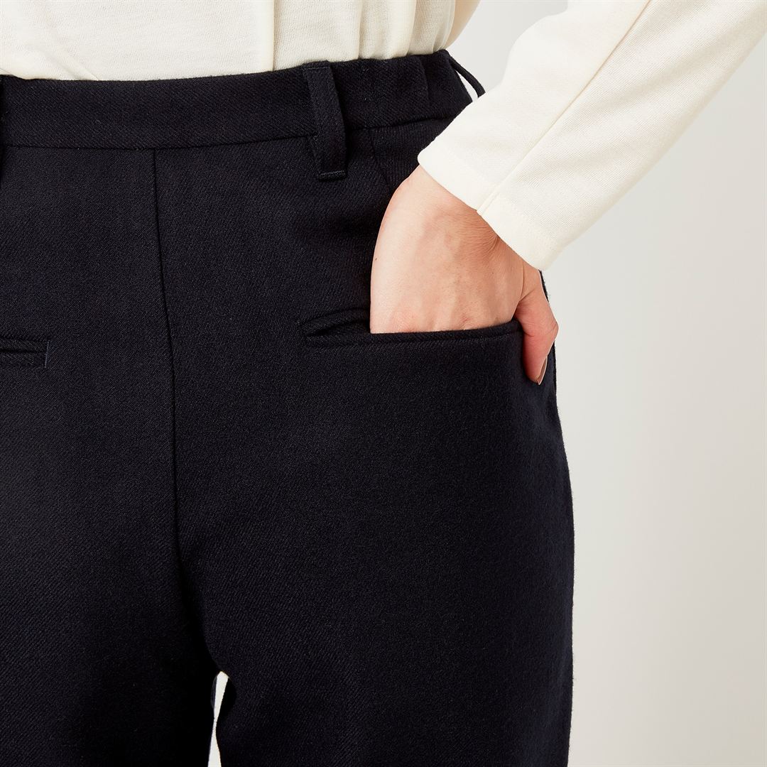 【ミズノ直営限定】ウールタッチテーパードパンツ グレージュ S