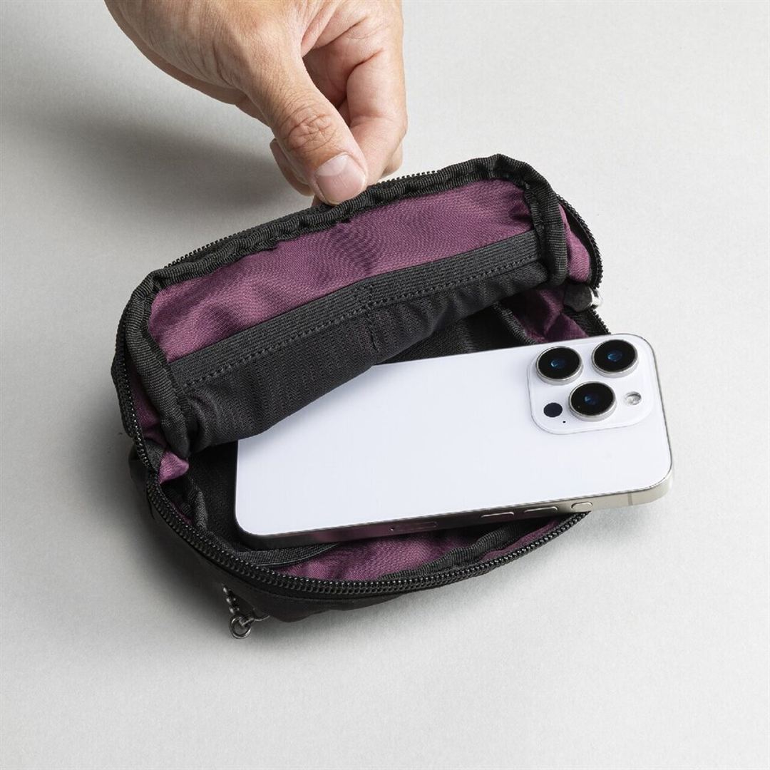 【ミズノ直営限定】広島東洋カープ 菊池涼介選手 シルエットポーチ