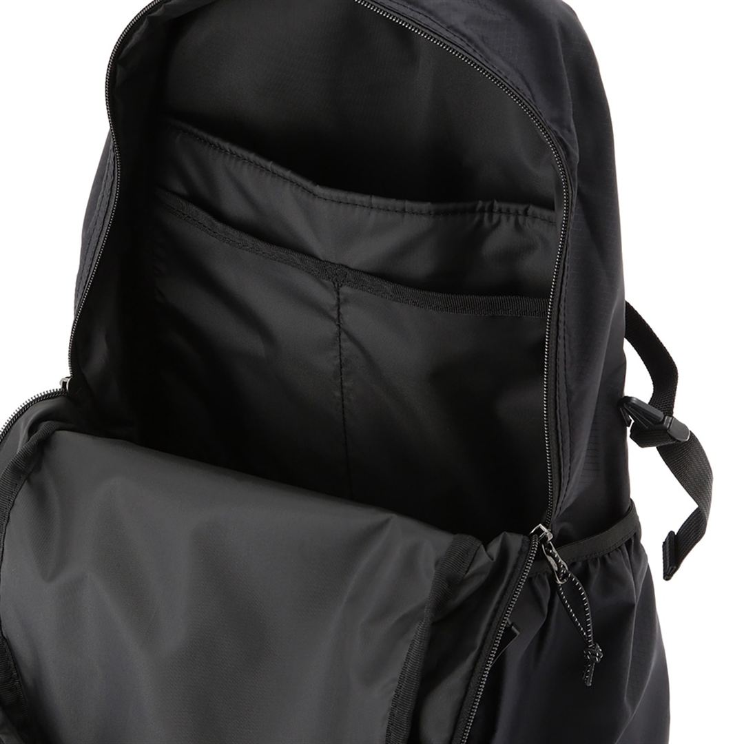 【MARGARET HOWELL】バックパック25L ブラック