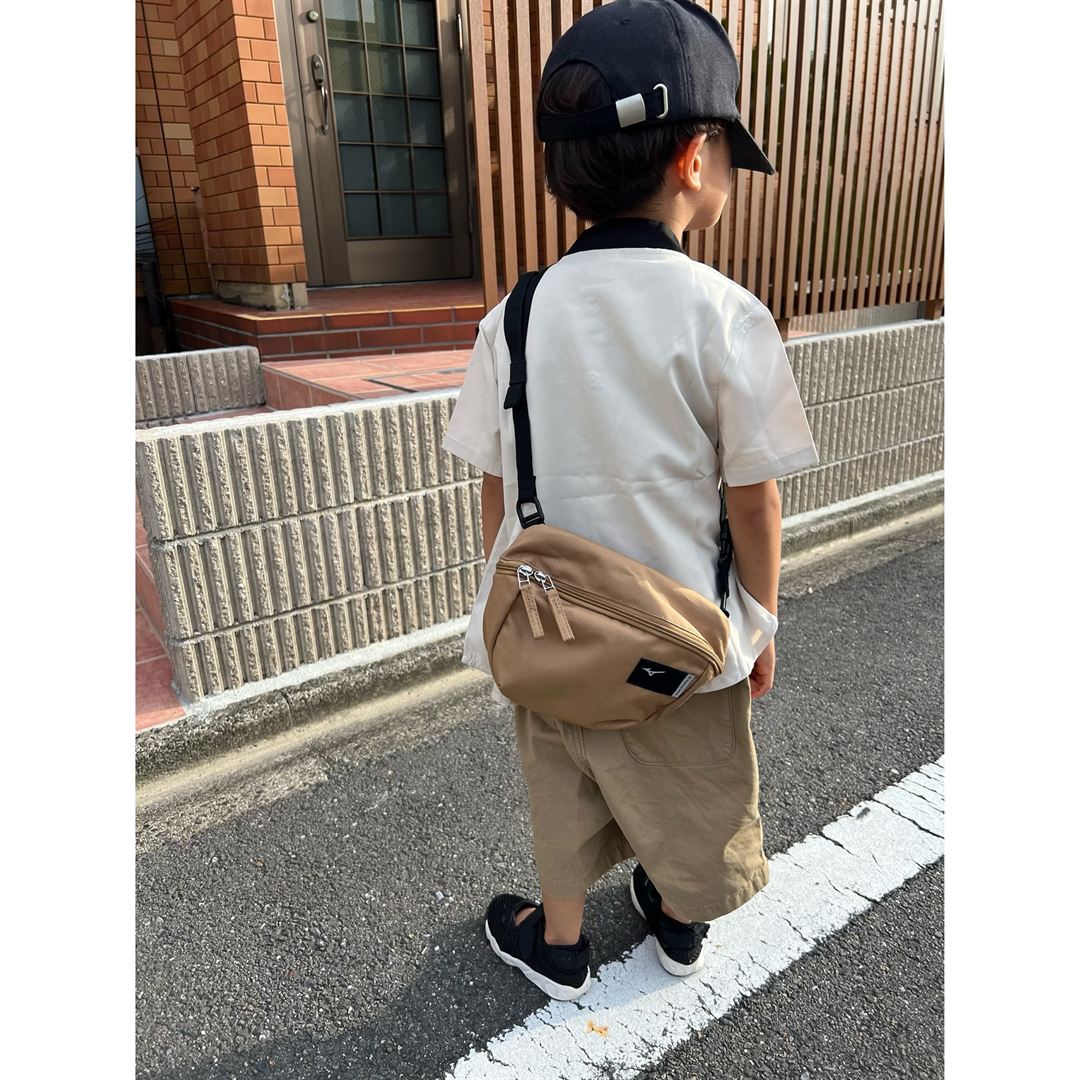 coloreショルダーポーチ ブルー