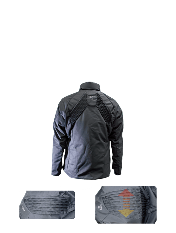 アコーディオンパーツ搭載　肩回りの可動域を確保する