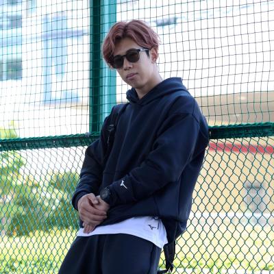 ルーズフィットスウェットフーディ