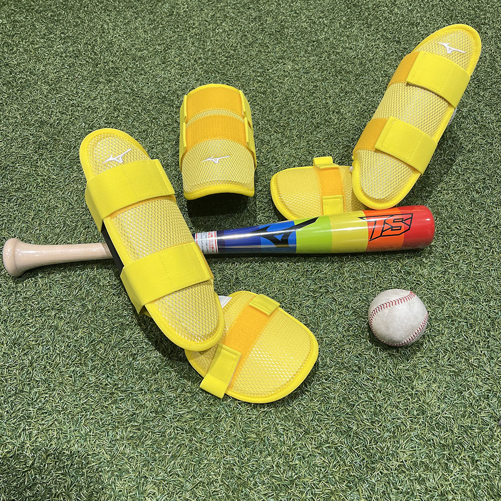 値下不可ミズノプロ限定エルボーガード村上宗隆モデル　ホワイト×ネイビー 値下不可ミズノプロ限定エルボーガード村上宗隆モデル ホワイト