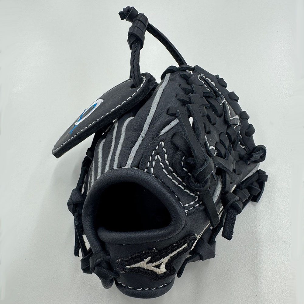 イチロー　直筆　ミニチュアグラブ　kobe 数量限定】KOBE CHIBEN ミニチュアグラブキーホルダー|1GJRGA63