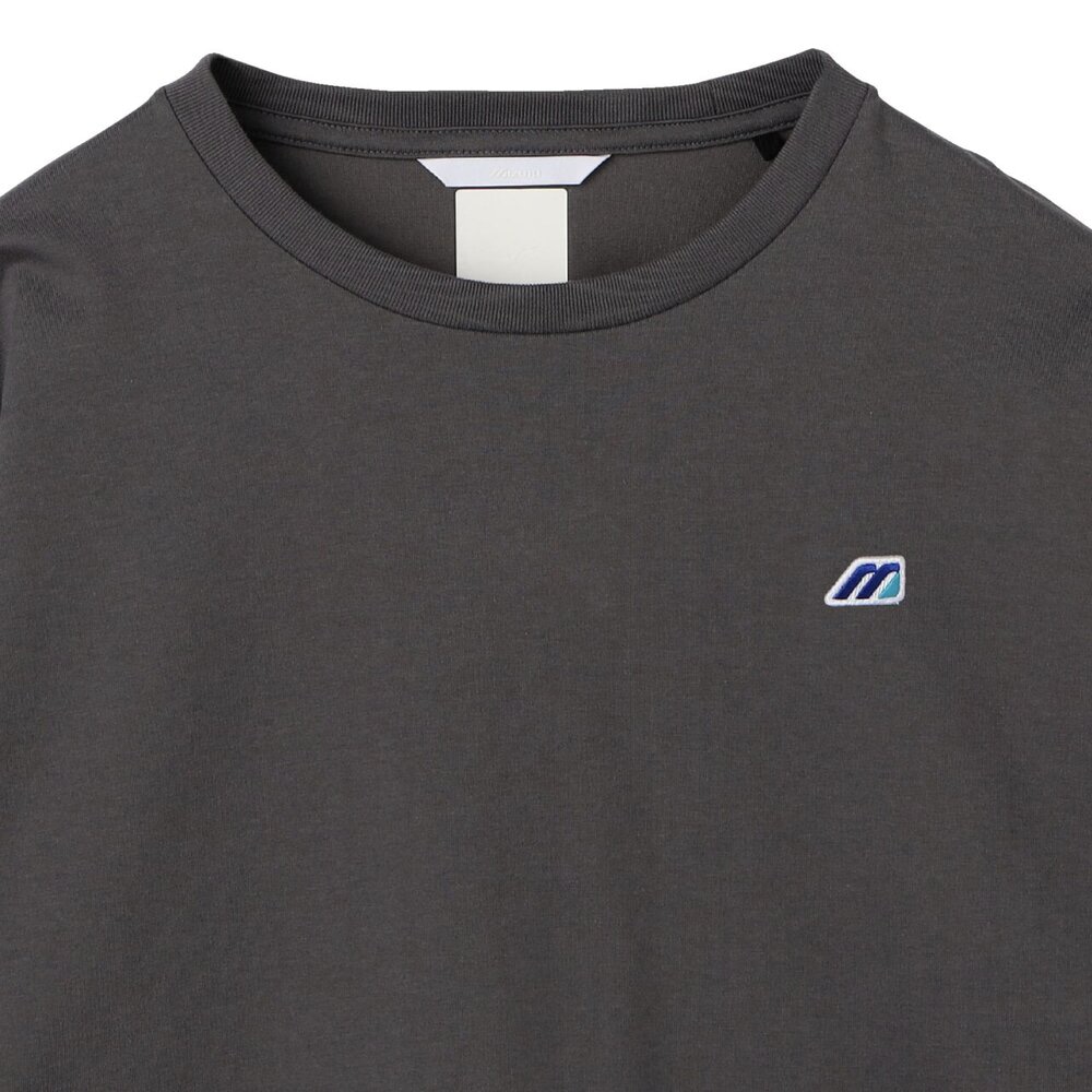   Jeans モノグラム クロップド スウェットシャツ ハートカットアウト クロップド スウェット Tシャツ | Lazy