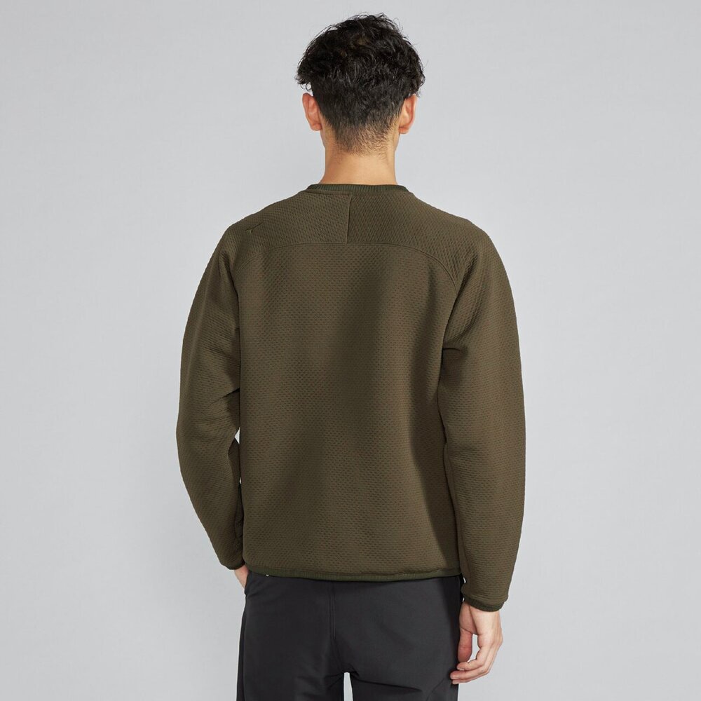 吸湿発熱】ブレスサーモリップルキルトプルオーバー|B2MCC503|Go to by mizuno|ウォーキング|ミズノ公式オンライン