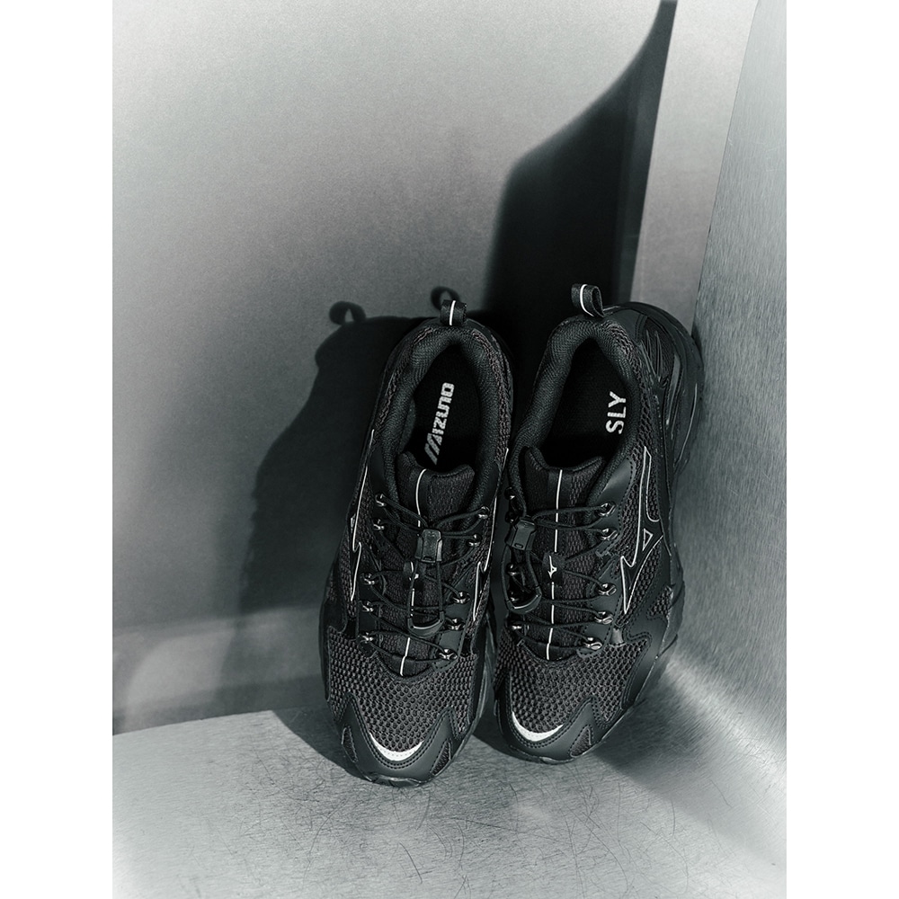 Mizuno×SLY WAVE RIDER 10 ミズノ スライ コラボ WAVE RIDER 10 SLY|D1GD2508|MIZUNO1906|ライフスタイル|ミズノ