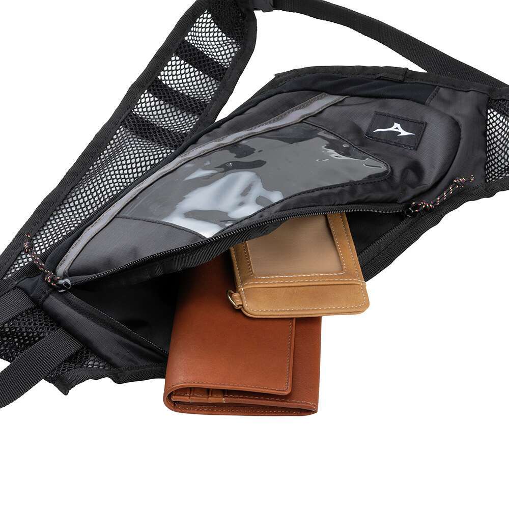 alo ブラックボディバッグ　ランニング　新品 ランニング ウエストバッグ / アディダス adidas（ショルダー